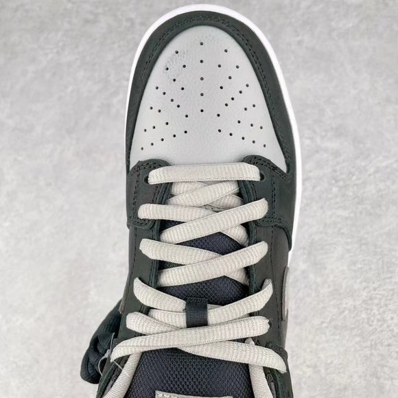 Nike SB Dunk Low Pro J-Pack Shadow Black Grey Shadow Unisex main image 2